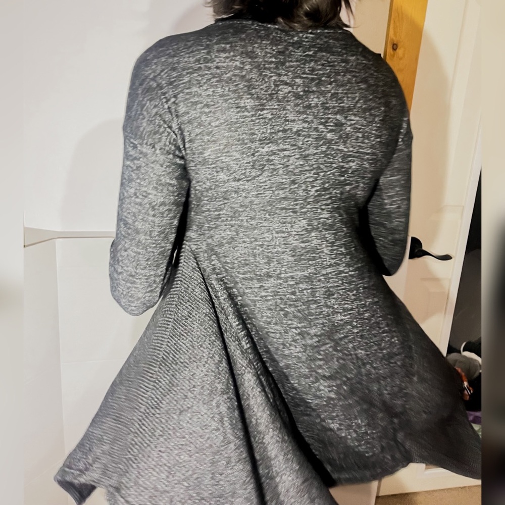 Soft triangle tunic - Picture 3 of 5